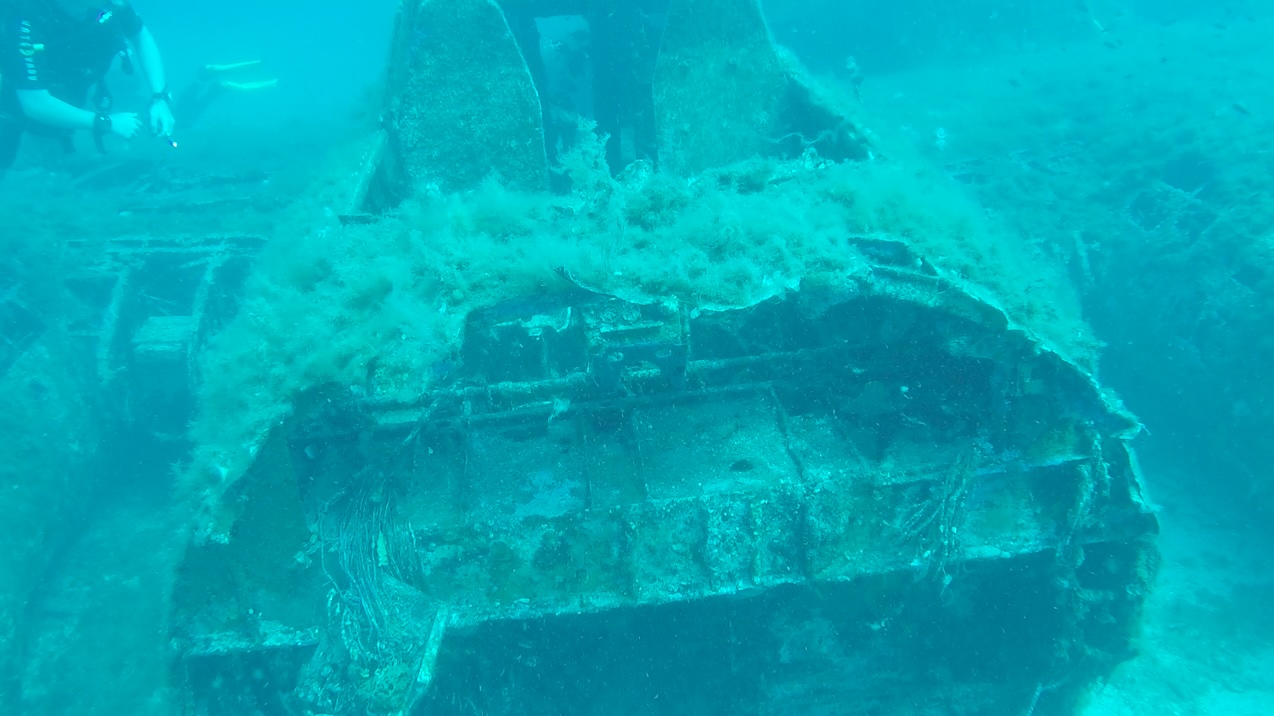 B17_Calvi photo 7
